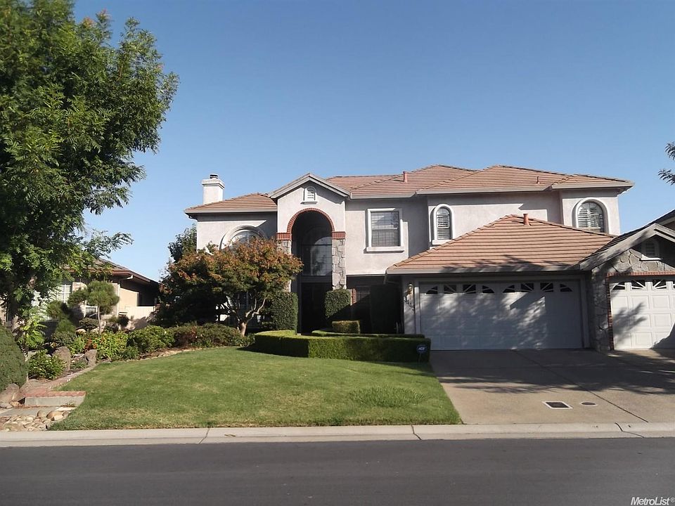 1st image of 3445 Lakemist Cir