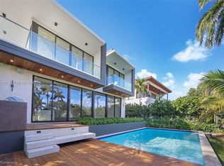 5825 Alton Rd, Miami Beach, FL 33140