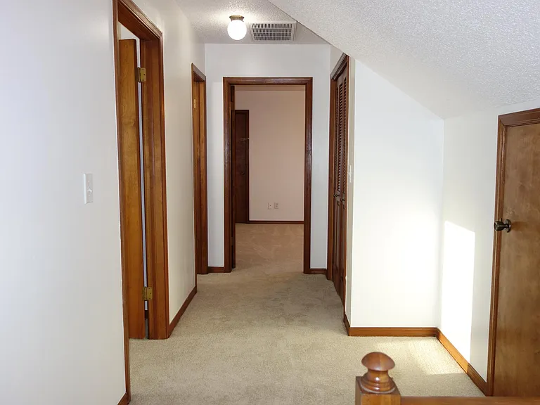 7116 S Indianapolis Ave — Photo 35