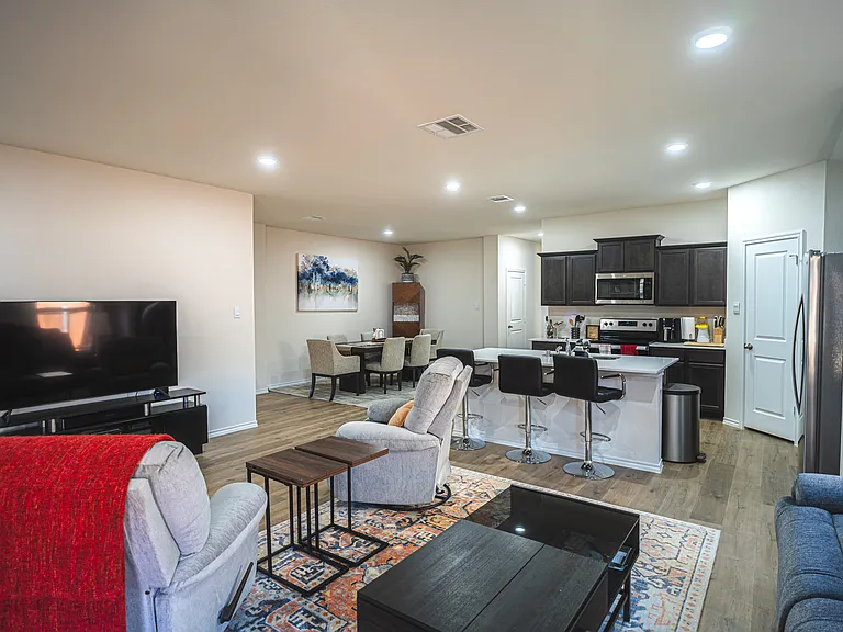 1312 Horseshoe Bend Dr — Photo 3