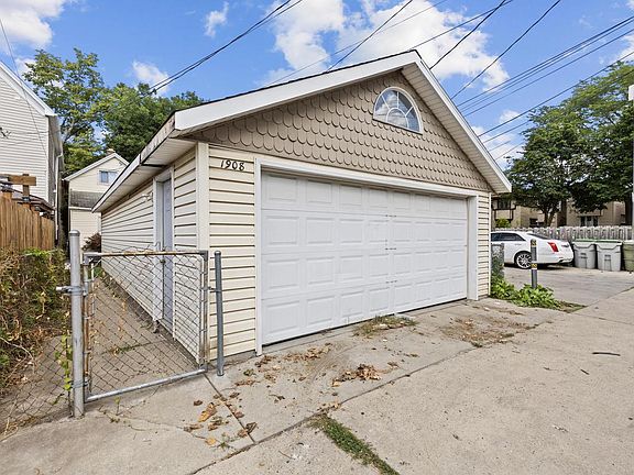 2nd image of 1908 S 28th STREET
