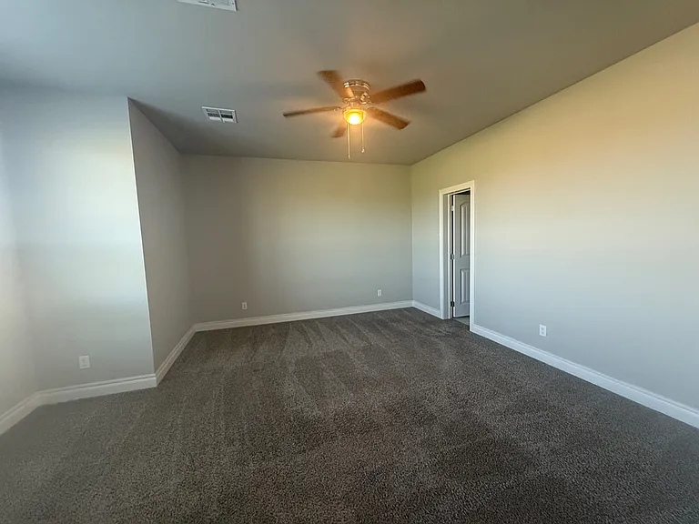 9544 Monterey Dr — Photo 7