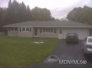 8833 Walnut Dr, Rome, NY 13440