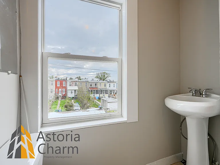 23 S Augusta Ave — Photo 27