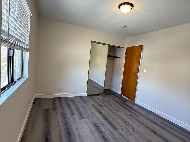 3160 Walnut Grove Ave #B — Photo 5
