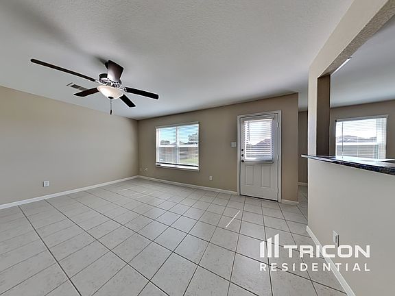 4th image of 936 American Monarch Dr