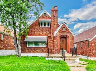 8636 Riverview Blvd, Saint Louis, MO 63147