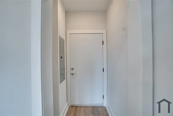 2 bed, $3,113 — Photo 1
