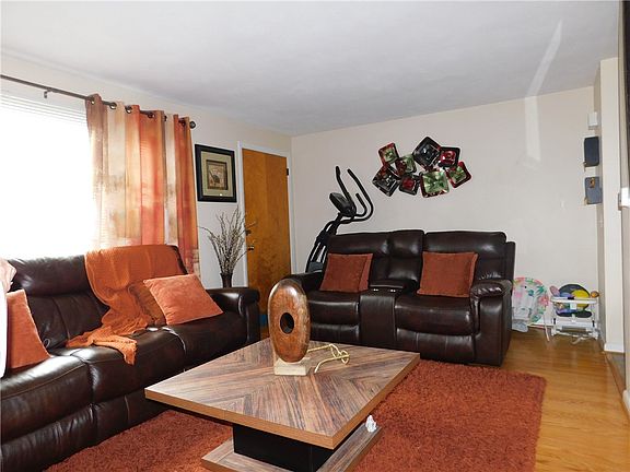 5th image of 2125 Baird Rd