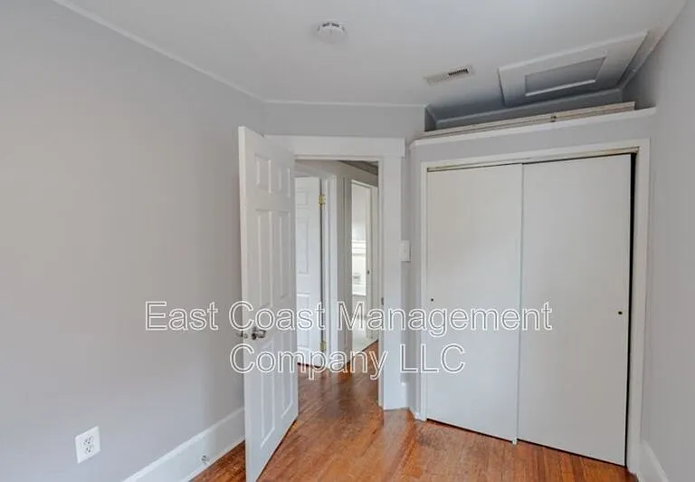 4231 Berger Ave — Photo 19