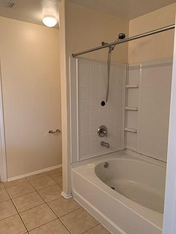 1st image of 6832 Arbor Hollow Ln