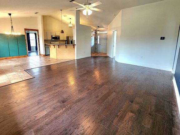 3rd image of 4772 La Casa Cir