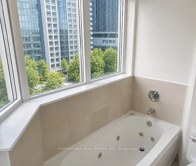 208 Queens Quay W #912 — Photo 22