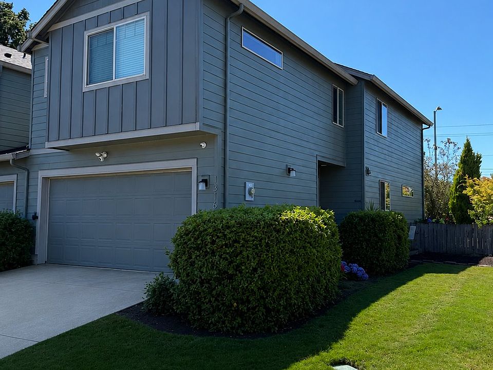 2nd image of 1316 NE 1st Ct