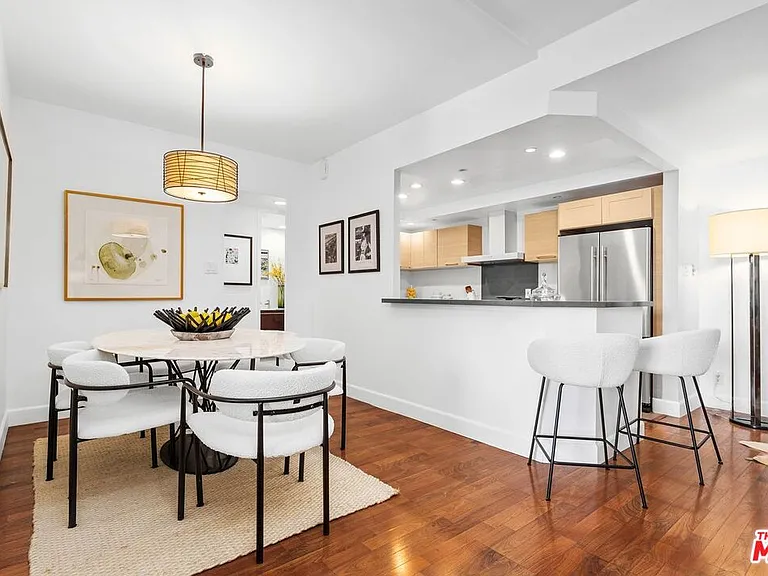 10433 Wilshire Blvd #602 — Photo 7