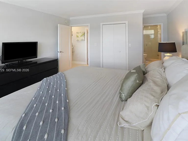 220 N Kings Point Dr #415 — Photo 17