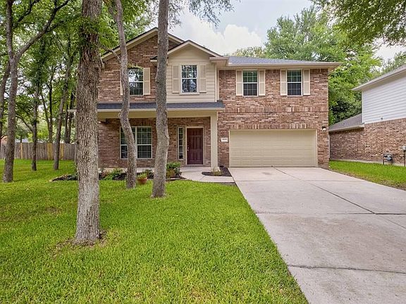 2nd image of 1926 Creek Crest Way
