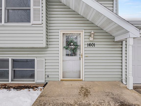 5th image of 1601 S Sundown Ln