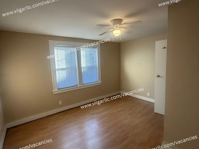 1305 W Fred St — Photo 6