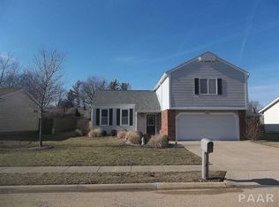 210 Cedar Ave, Morton, IL 61550