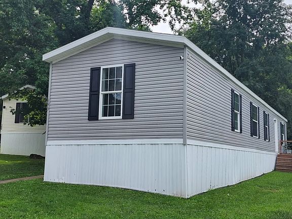 2nd image of 315 W Gordon Pike #195