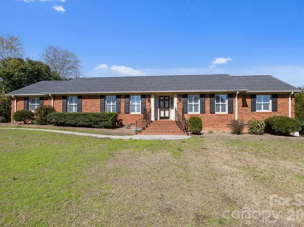 401 Downing Dr, Kings Mountain, NC 28086