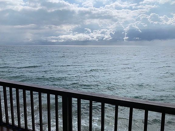 4th image of 20454 Pacific Coast Hwy
