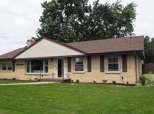 6326 W 90th St, Oak Lawn, IL