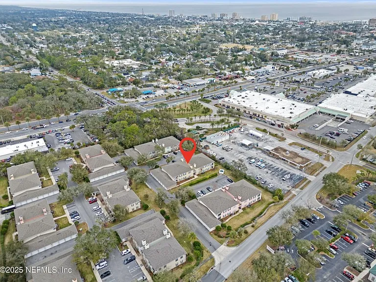 215 Jardin De Mer Pl — Photo 2