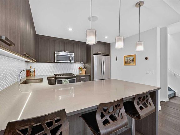 5th image of 1810 E Kensington Rd NW #2