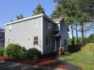 11 Memorial Dr APT 4B, Rutland, MA 01543
