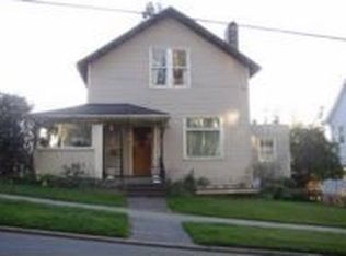 1293 15th St, Astoria, OR 97103