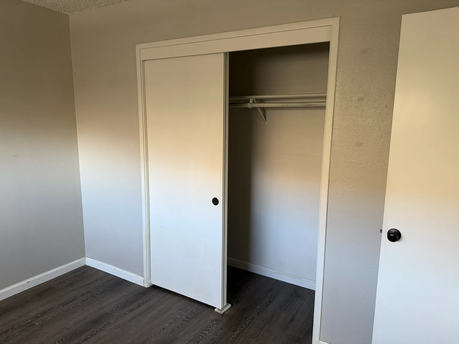 2 bed, 840 sqft, $1,900 — Photo 4