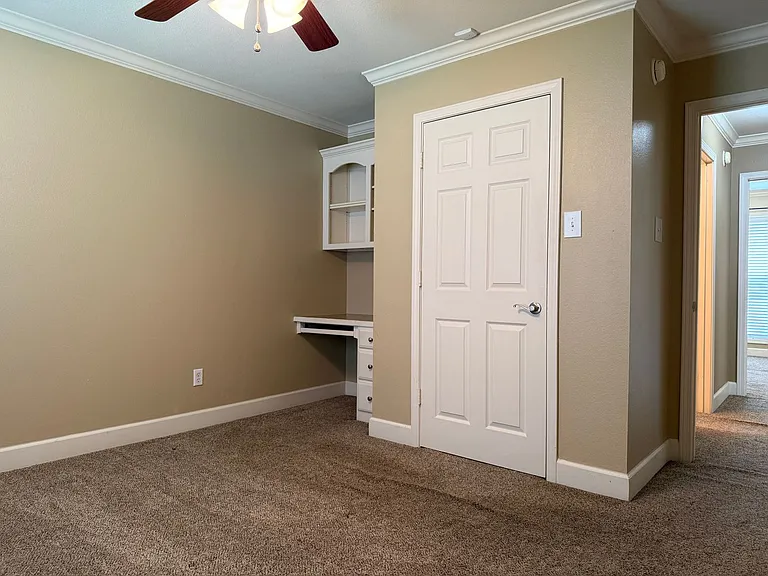 34 Lakeview Ln — Photo 11