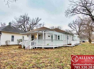 707 Maple St, Wamego, KS 66547