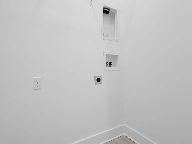 936 Wagner St — Photo 3