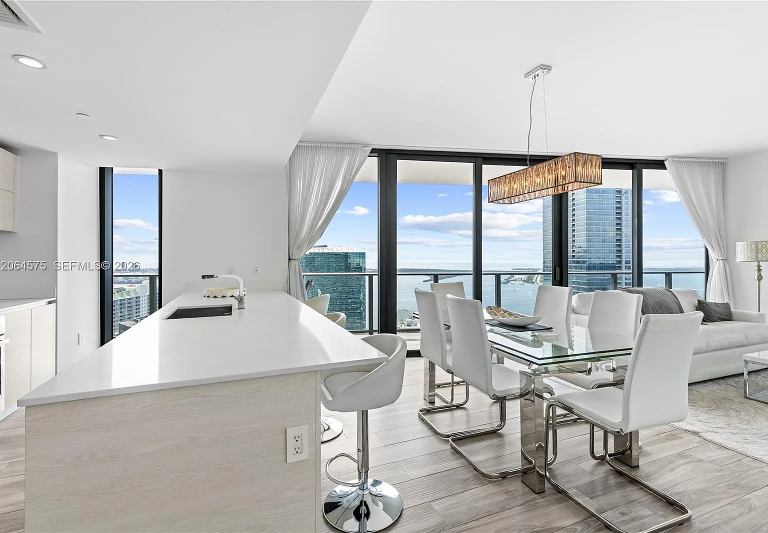 1300 S Miami Avenue Condo — Photo 4
