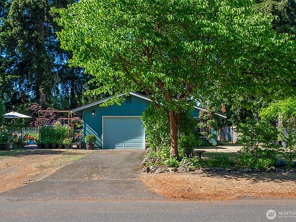 2nd image of 10701 125th Street E