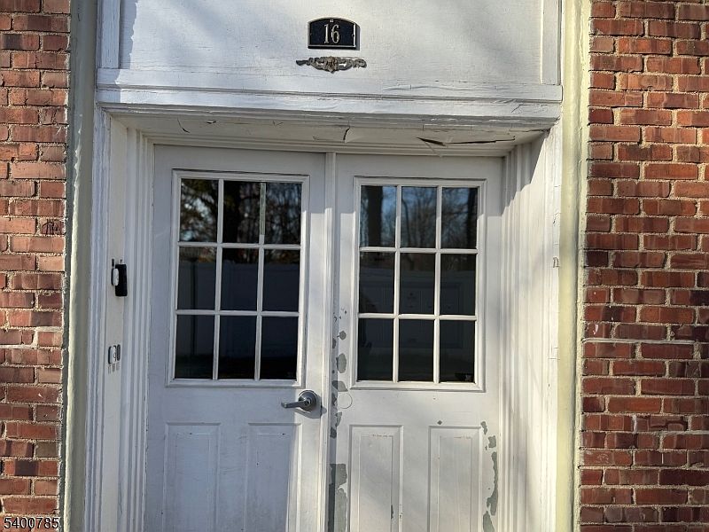 1st image of 16 Parkway Vlg APT D