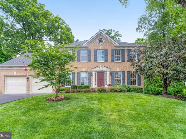 13772 Laurel Rock Dr, Clifton, VA 20124