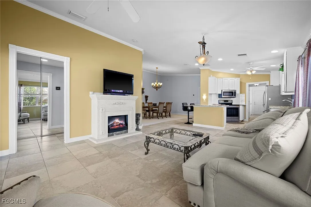 2 bed, 2.0 bath, 1540 sqft, $3,600 — Photo 2