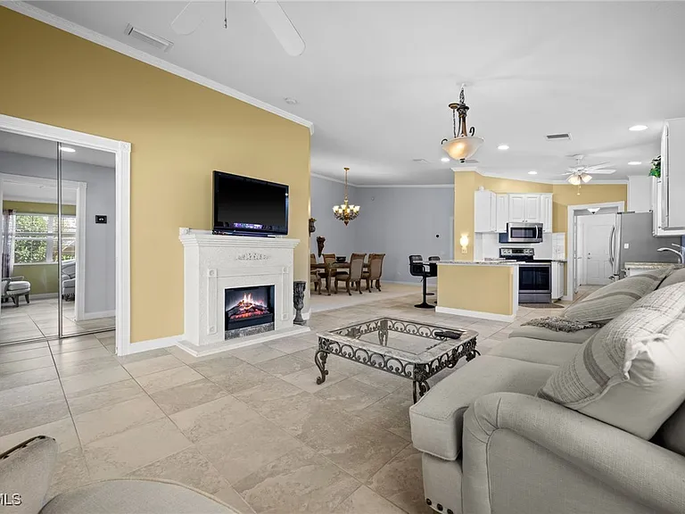 7759 Ionio Ct — Photo 2