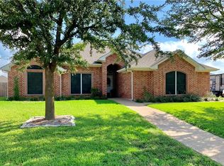 512 Moss Hill Rd, Hewitt, TX 76643