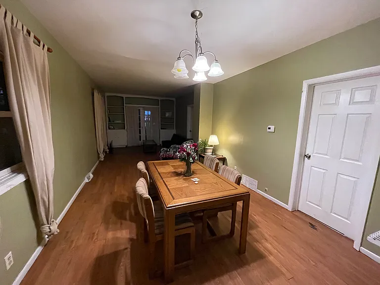 828 W 18th St #1 — Photo 12