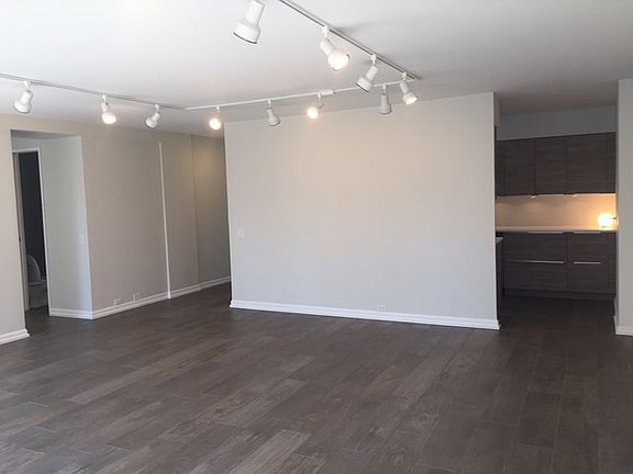 5th image of 900-901 N Lake Shore Dr #19th