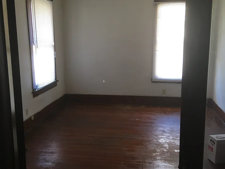 633 Clay St — Photo 8