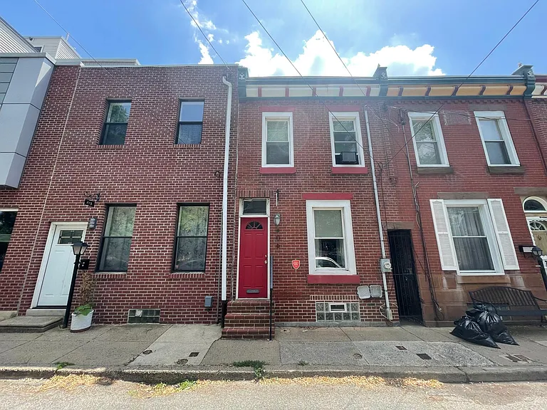 406 Sepviva St — Photo 1