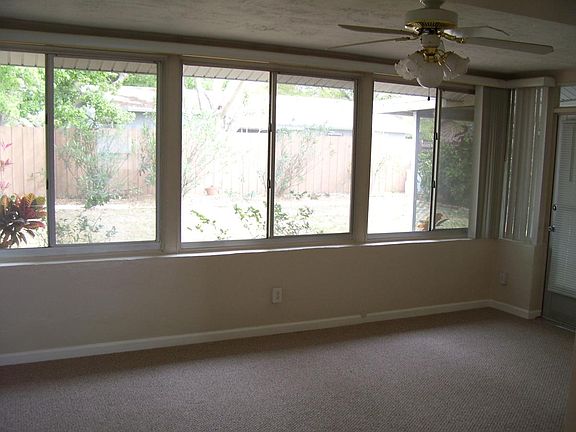 5th image of 5845 Countrywood Dr