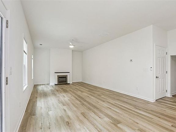 5th image of 4405 Belcamp Rd