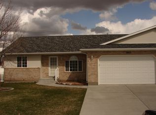 2977 S Stonehaven Cir, Ammon, ID 83406